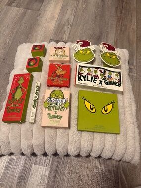 Kylie Cosmetics Grinch Bundle Brand New